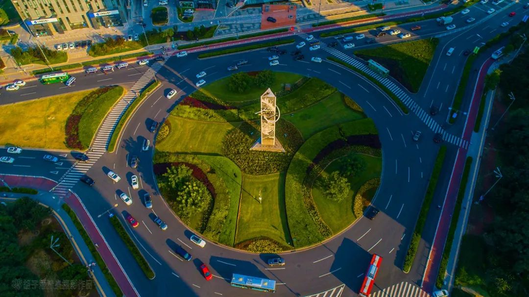 以政策“优环境”、促发展“硬实力”,北京经开区首创惠企政策全生命周期管理.jpg 以政策“优环境”、促发展“硬实力”,北京经开区首创惠企政策全生命周期管理.jpg