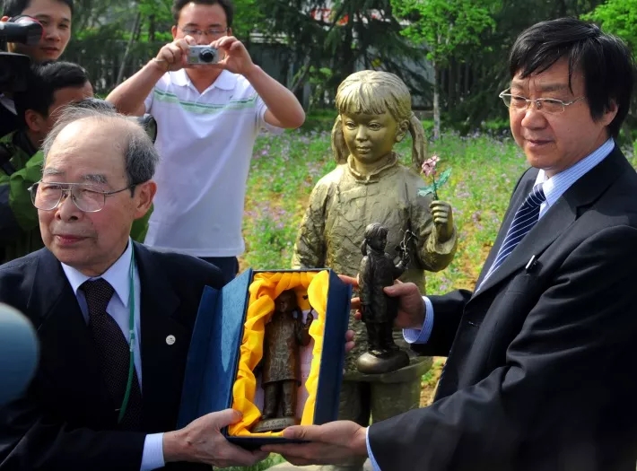 让我们留一分钟给他们.webp (12).jpg 让我们留一分钟给他们.webp (12).jpg