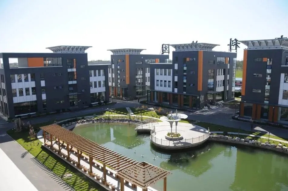 企业服务+空间布局+战略设计,北京经开区这样建设高科技园区.webp.jpg 企业服务+空间布局+战略设计,北京经开区这样建设高科技园区.webp.jpg