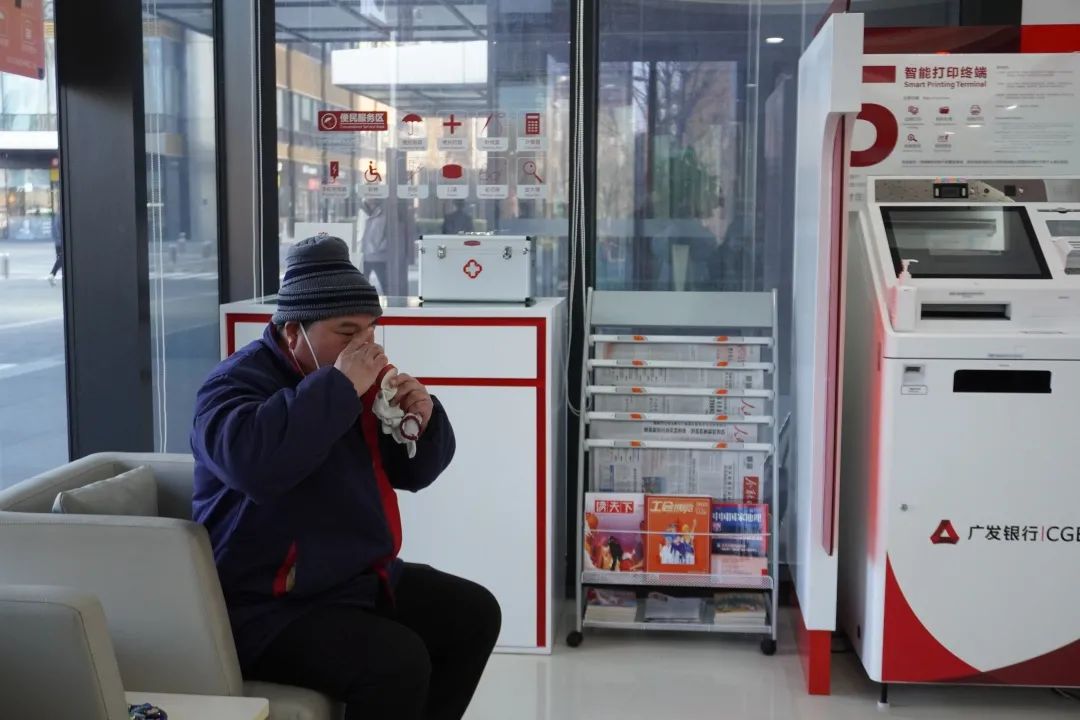 “冷了、累了,进来歇一歇。”经开区110家暖心驿站,情暖户外劳动者!.jpg “冷了、累了,进来歇一歇。”经开区110家暖心驿站,情暖户外劳动者!.jpg