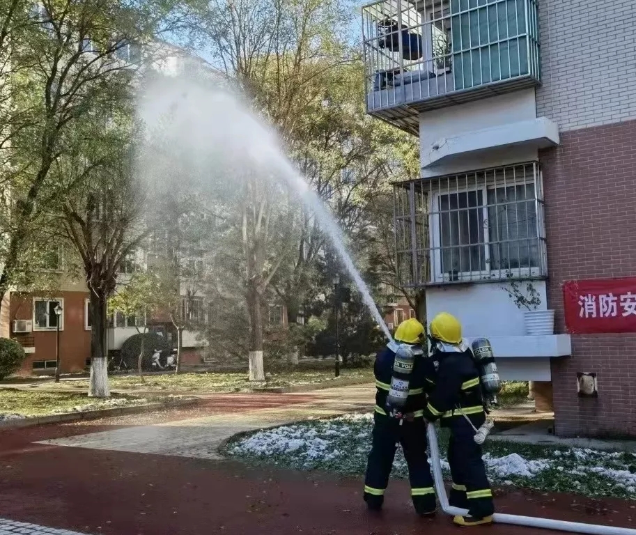 北京经开区街道社区联动共筑消防安全“防火墙”.webp.jpg 北京经开区街道社区联动共筑消防安全“防火墙”.webp.jpg