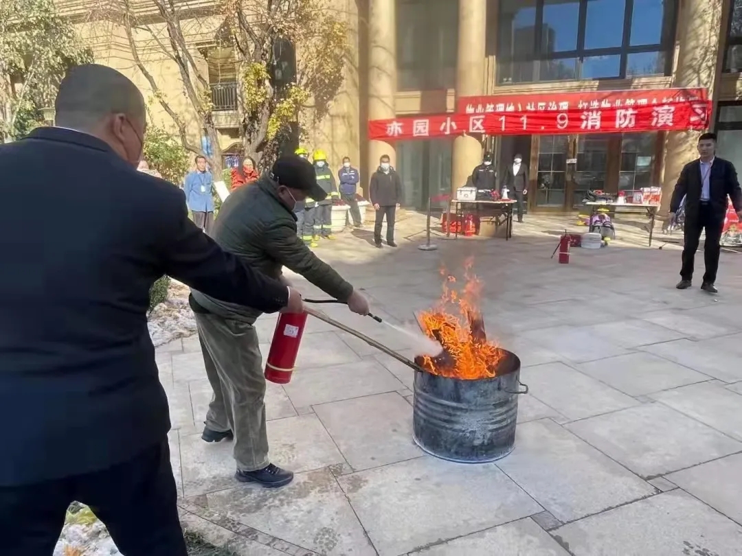 北京经开区街道社区联动共筑消防安全“防火墙”.webp (3).jpg 北京经开区街道社区联动共筑消防安全“防火墙”.webp (3).jpg