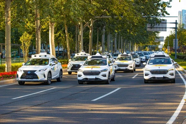 预计5月封顶！国家智能网联汽车创新中心项目建设进入收尾阶段.webp (1).jpg