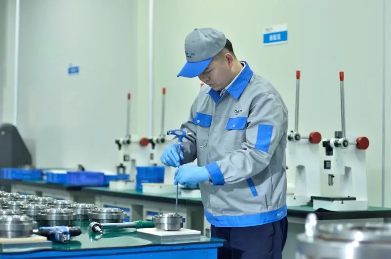 小部件凸显大智慧！机器人核心部件规模化量产加快国产化步伐.webp (1).jpg