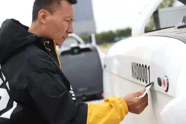 自动驾驶新场景您体验了吗？北京经开区自动驾驶开启商业化新探索.webp (3).jpg