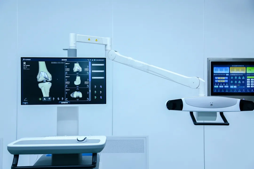 国产首台!膝关节手术机器人获批上市背后的“亦庄力量”.webp (2).jpg 国产首台!膝关节手术机器人获批上市背后的“亦庄力量”.webp (2).jpg