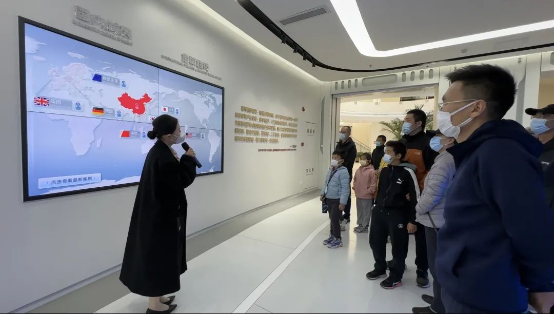 “将来愿意选择无人车出行”!自动驾驶公众开放日举行首场活动.jpg “将来愿意选择无人车出行”!自动驾驶公众开放日举行首场活动.jpg