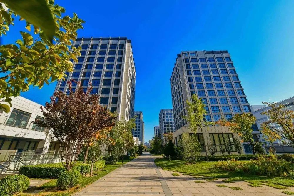 贴心+专业聚合生物医药企业发展动能2.jpg 贴心+专业聚合生物医药企业发展动能2.jpg