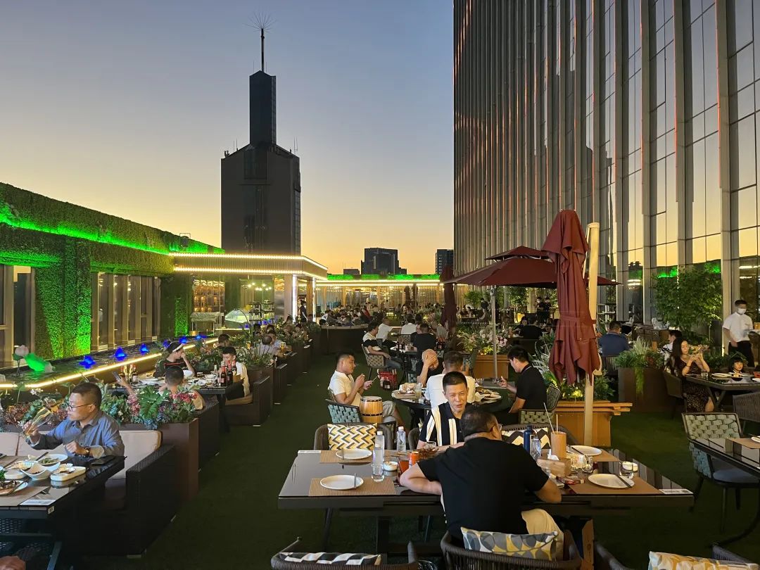 越夜越精彩!北京经开区打开夜晚的N种方式,你最喜欢哪个?4.jpg 越夜越精彩!北京经开区打开夜晚的N种方式,你最喜欢哪个?4.jpg