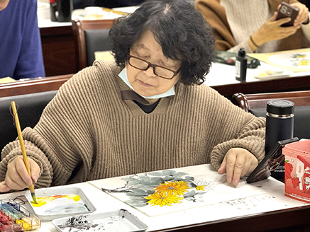 老年大学“艺”彩纷呈促成长.jpg 老年大学“艺”彩纷呈促成长.jpg