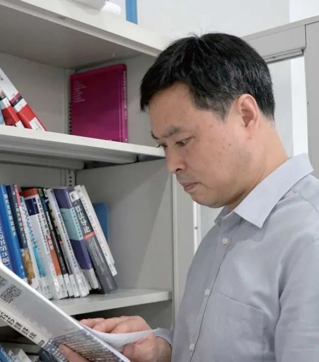 段海峰 破译“生命天书”的追梦人.png