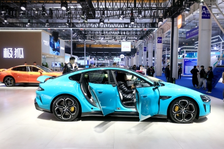 小米汽车扎根亦庄业绩出圈 2024年交付量突破13.5万辆.jpg 小米汽车扎根亦庄业绩出圈 2024年交付量突破13.5万辆.jpg