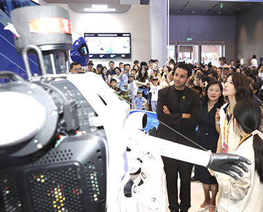 数字友好体验官打卡服贸会亦庄主题展.jpg