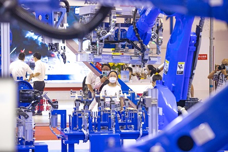 经开区12家企业创新亮相 30余款新品全球首发 亦庄智造与世界机器人大会“双向奔赴”2.jpg 经开区12家企业创新亮相 30余款新品全球首发 亦庄智造与世界机器人大会“双向奔赴”2.jpg