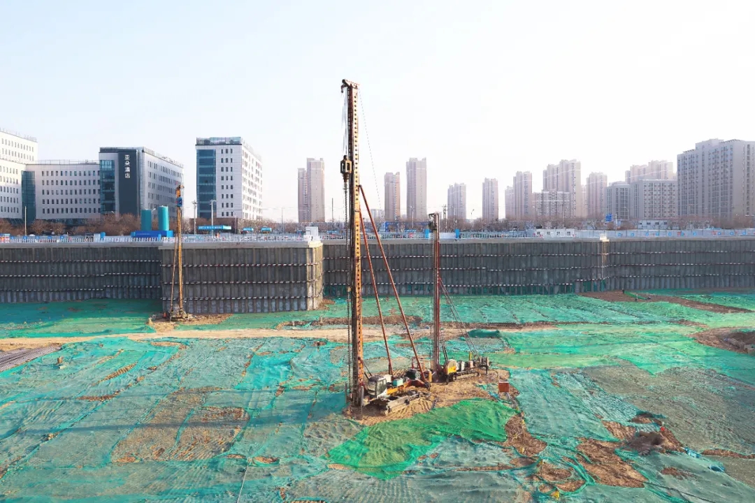 通明湖信创园一期年底封顶!“e湖e城e未来”理想城即将到来.webp.jpg 通明湖信创园一期年底封顶!“e湖e城e未来”理想城即将到来.webp.jpg