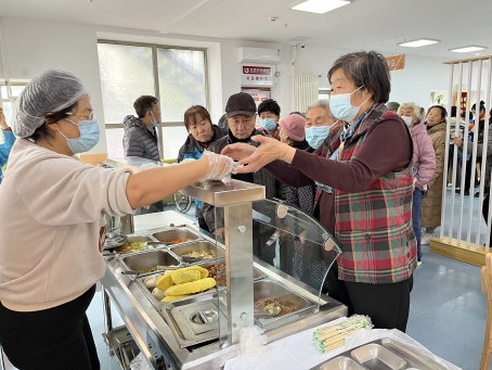 养老驿站绘就“老有所养”幸福图景.jpg 养老驿站绘就“老有所养”幸福图景.jpg