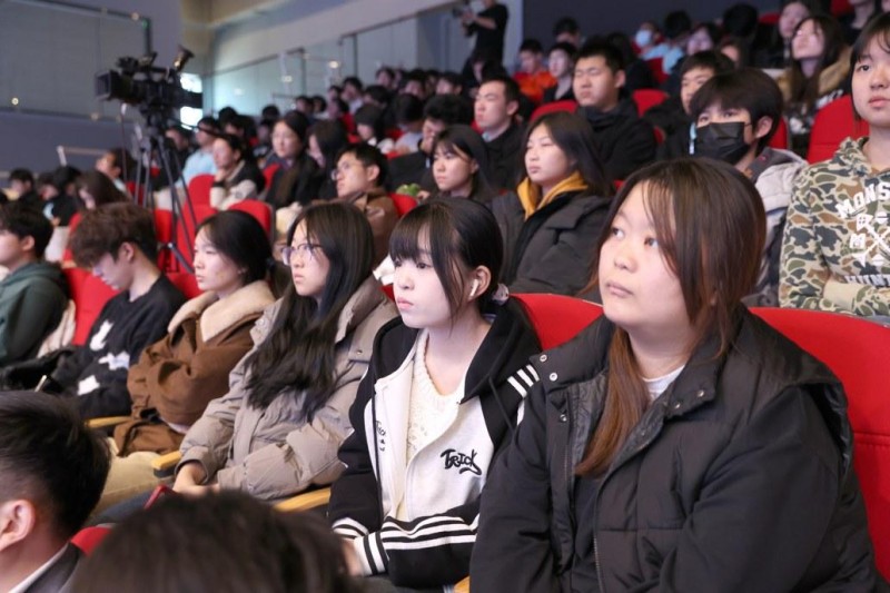 2025书香亦城“亦城新语”主题演讲举办2.JPG