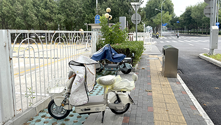 “绿停融合”规范非机动车停放秩序.jpg