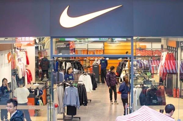 亦城新地标龙玥城正式启幕 (7).jpg