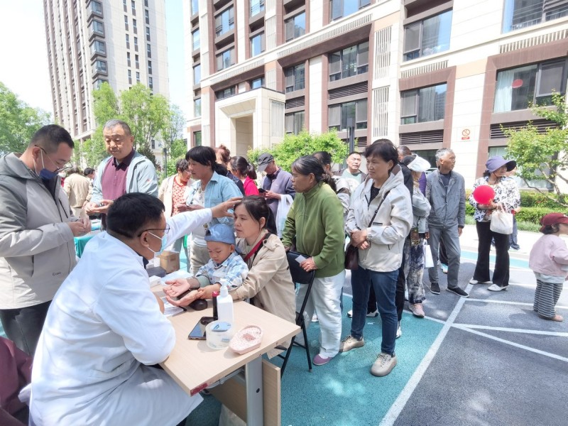 经开区第七届社区邻里节温情启幕2.jpg 经开区第七届社区邻里节温情启幕2.jpg