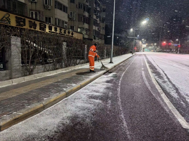 以雪为令,迎寒守护!北京经开区以响应“速度”保障民生“温度” (4).jpg