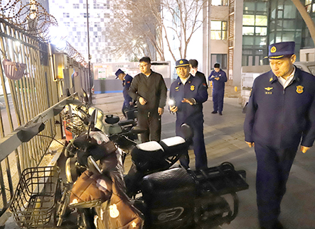 电动自行车专项夜查守护居民平安家园.jpg