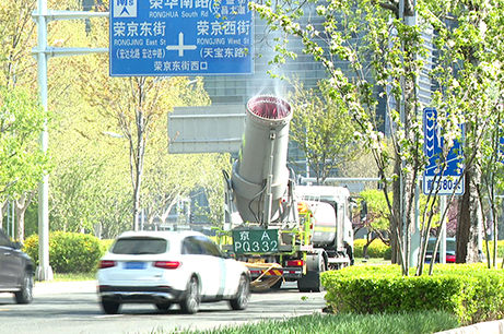 经开区启动杨柳飞絮集中防治行动.jpg