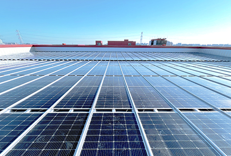 双碳行动 能源自发自用 即便阴雨连绵也能提供办公用电 经开区首个建筑光伏一体化光伏电站并网.jpg 双碳行动 能源自发自用 即便阴雨连绵也能提供办公用电 经开区首个建筑光伏一体化光伏电站并网.jpg