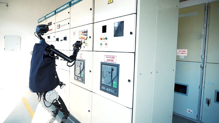 “天工”完成电力场景巡检和倒闸操作.jpg “天工”完成电力场景巡检和倒闸操作.jpg