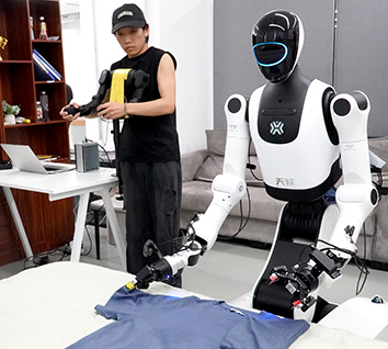 开源数据集全球下载量突破2000万 北京人形为具身大脑研发注入数据燃料.jpg 开源数据集全球下载量突破2000万 北京人形为具身大脑研发注入数据燃料.jpg