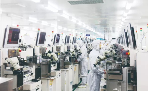 工委书记王少峰接受新华社专访：把人民群众的实事办好、好事办实.webp (2).jpg