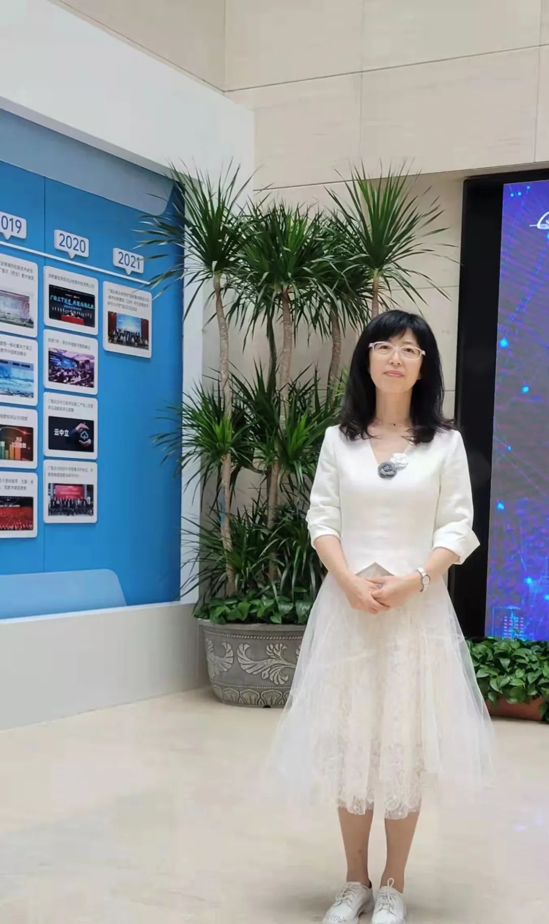 北京经开区2021年度巾帼标兵(岗)风采展示3.jpg 北京经开区2021年度巾帼标兵(岗)风采展示3.jpg