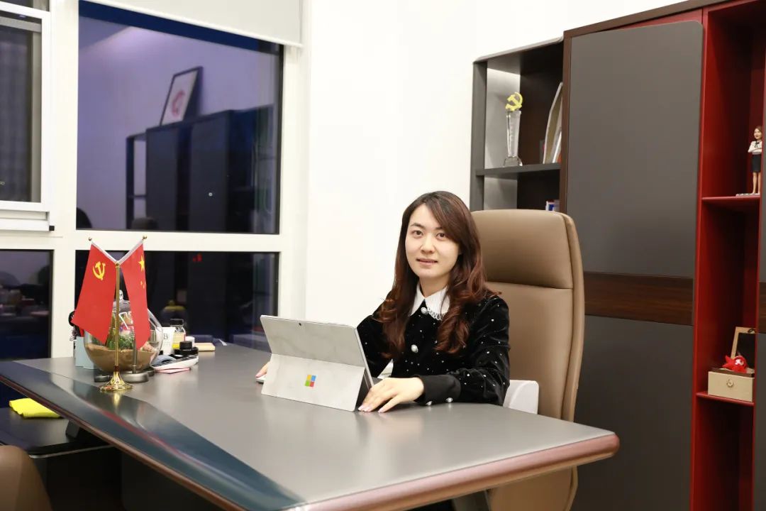 北京经开区2021年度巾帼标兵(岗)风采展示9.jpg 北京经开区2021年度巾帼标兵(岗)风采展示9.jpg