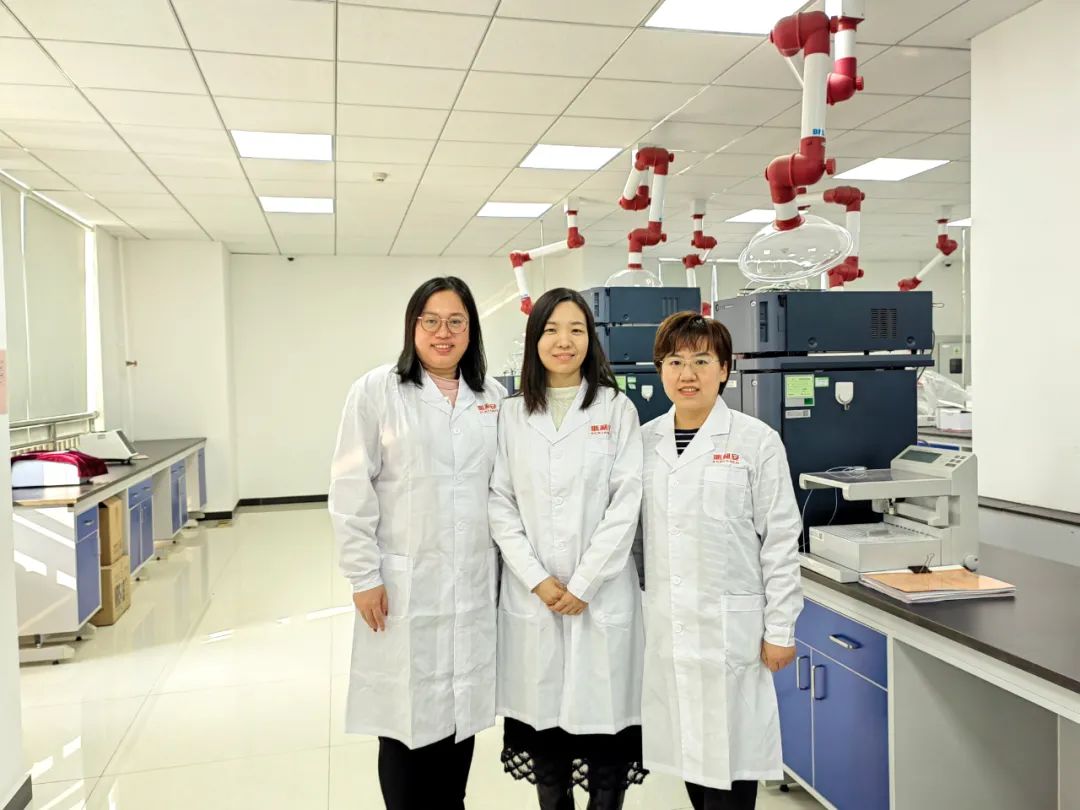 北京经开区2021年度巾帼标兵(岗)风采展示11.jpg 北京经开区2021年度巾帼标兵(岗)风采展示11.jpg