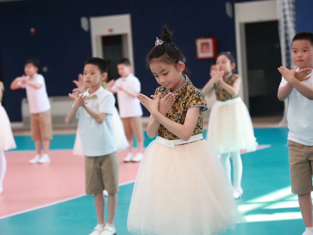新童谣、校园剧、集体舞！这里的童心向党活动很精彩3.jpg
