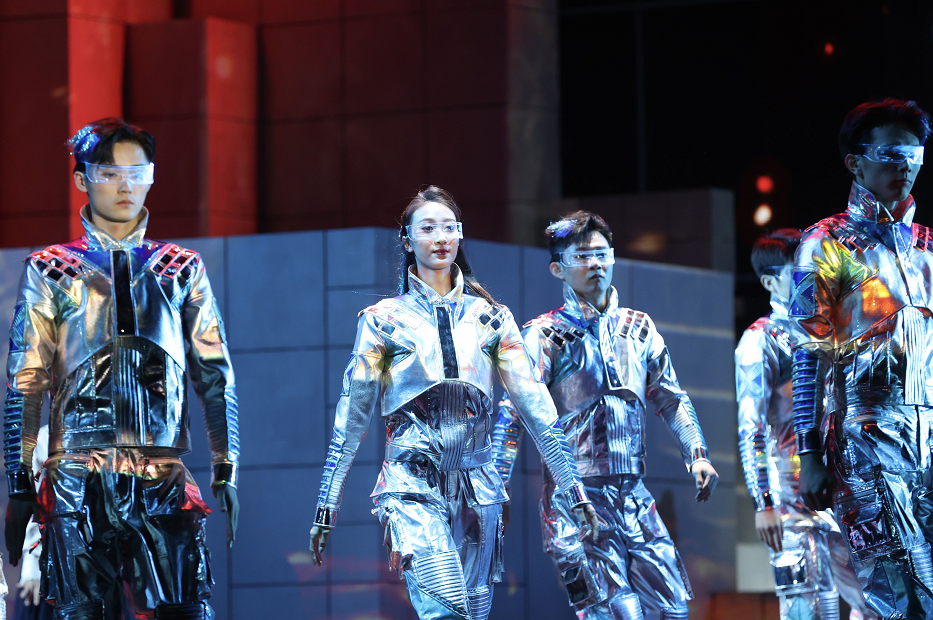 《北京新闻》推介!《亦梦亦真》开演倒计时2天!2.png 《北京新闻》推介!《亦梦亦真》开演倒计时2天!2.png