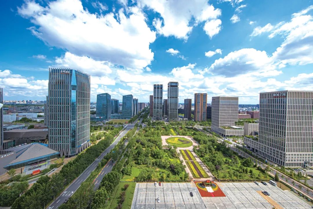 《北京日报》专版报道!北京经开区:首都高质量发展开路先锋的“数字密码”2.jpg 《北京日报》专版报道!北京经开区:首都高质量发展开路先锋的“数字密码”2.jpg