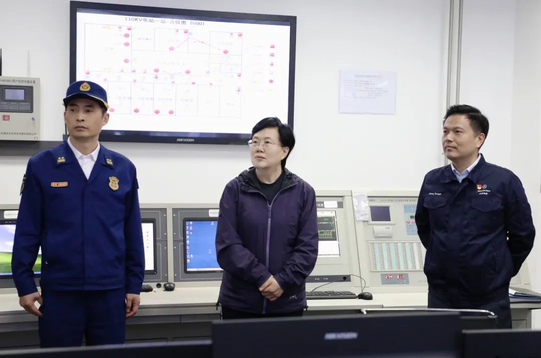 “五一”假期首日,杨秀玲孔磊检查调度城市运行和安全生产工作2.png “五一”假期首日,杨秀玲孔磊检查调度城市运行和安全生产工作2.png