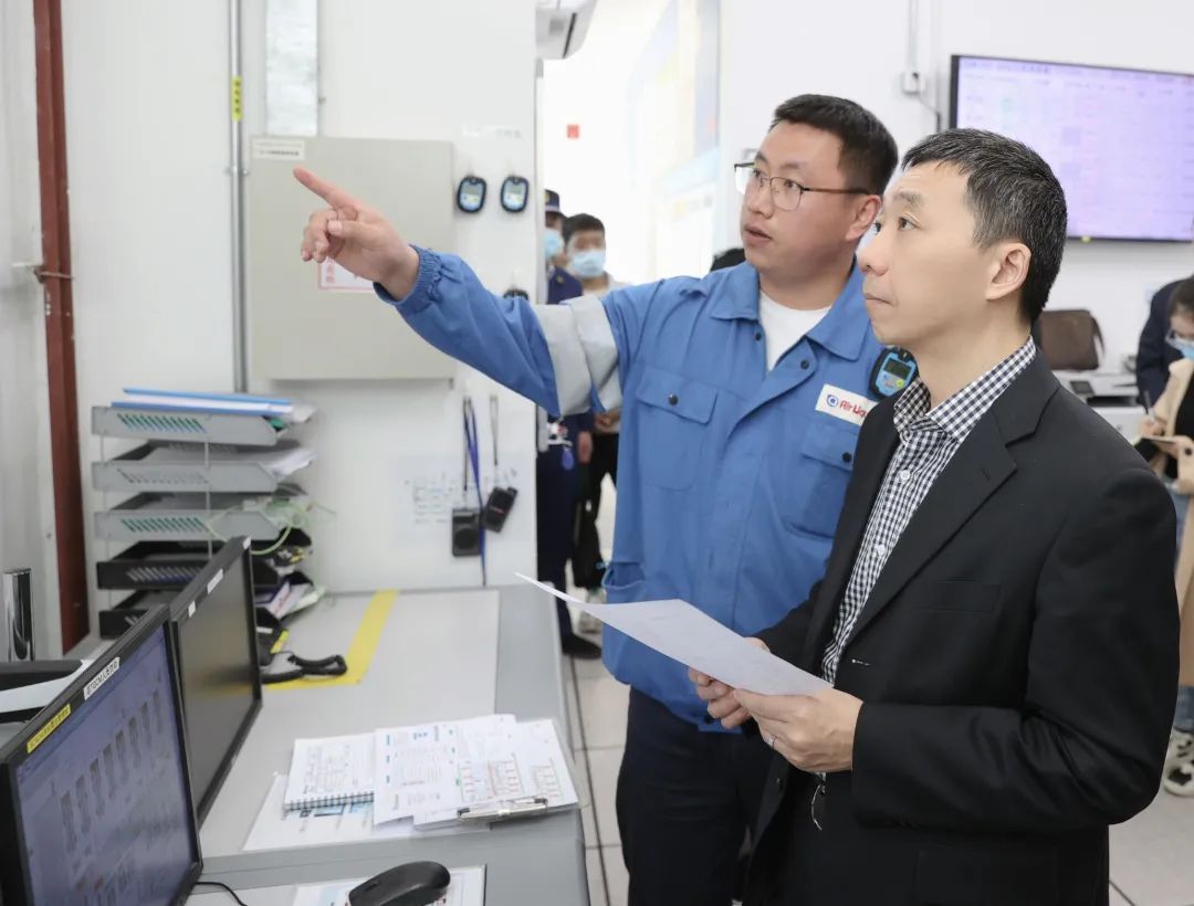 “五一”假期首日,杨秀玲孔磊检查调度城市运行和安全生产工作3.png “五一”假期首日,杨秀玲孔磊检查调度城市运行和安全生产工作3.png