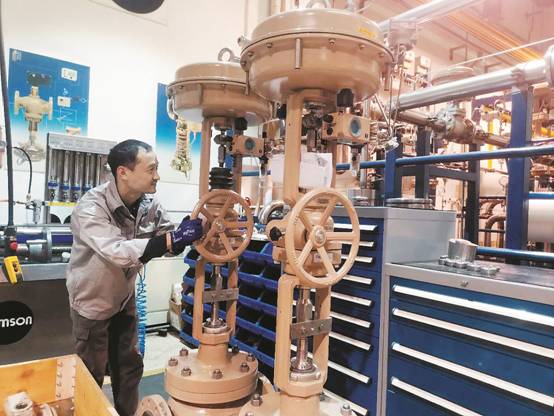 image002.jpg image002.jpg