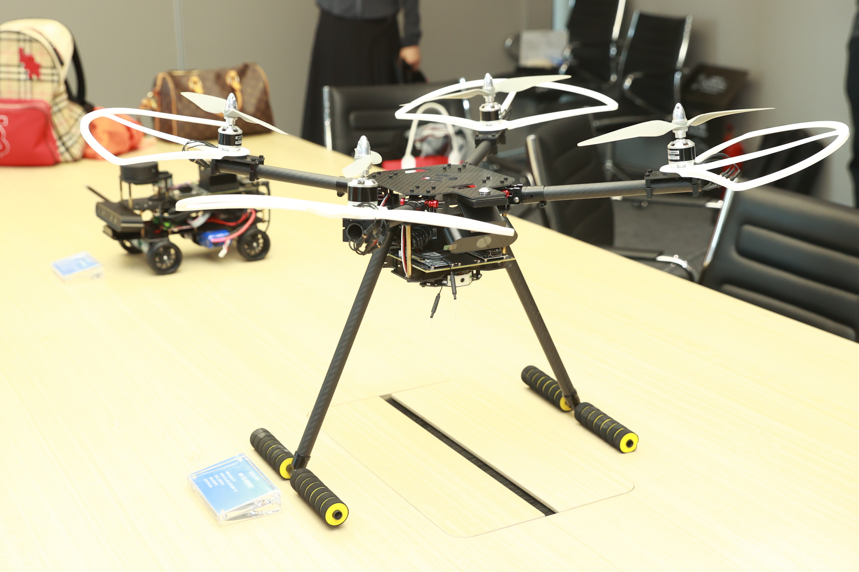 图片2.jpg 图片2.jpg