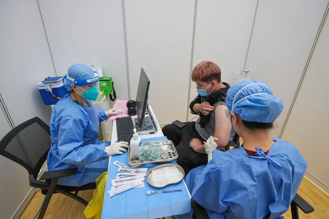 北京经开区新添两个疫苗接种点，就在商场、公园里！.webp (3).jpg