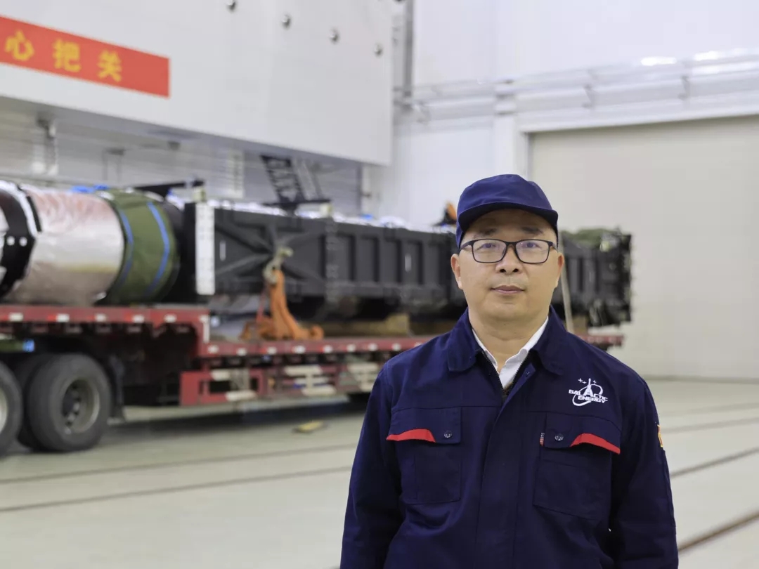 攻技术、闯难关……来看他们的故事.webp (1).jpg