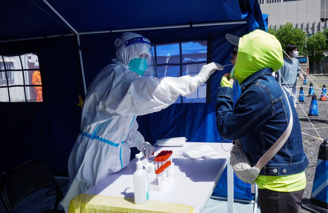 争分夺秒、温暖有序！多图直击北京经开区核酸检测现场8.png
