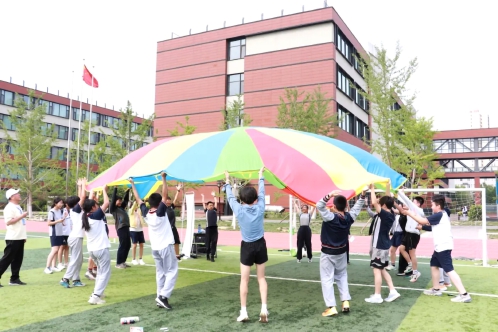 经开一小武术队亮相首都舞台.jpg 经开一小武术队亮相首都舞台.jpg