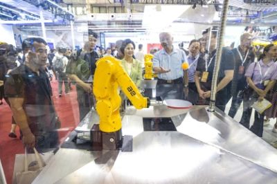 北京亦庄建成机器人全产业链体系3.jpg 北京亦庄建成机器人全产业链体系3.jpg