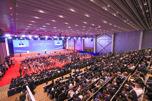 侨智领航信息潮共助信息技术产业发展.jpg 侨智领航信息潮共助信息技术产业发展.jpg