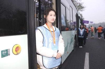 让温暖触达每“亦”公里 (3).jpg