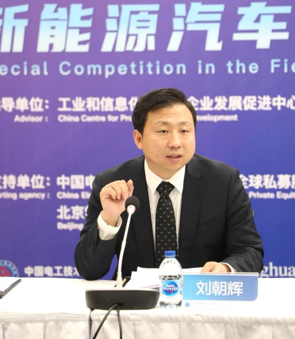 刘朝辉.jpg 刘朝辉.jpg