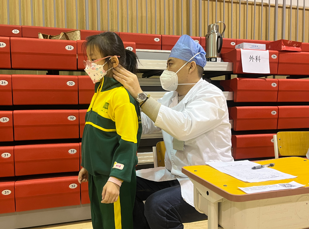 北京经开区中小学生健康体检全面启动4.png